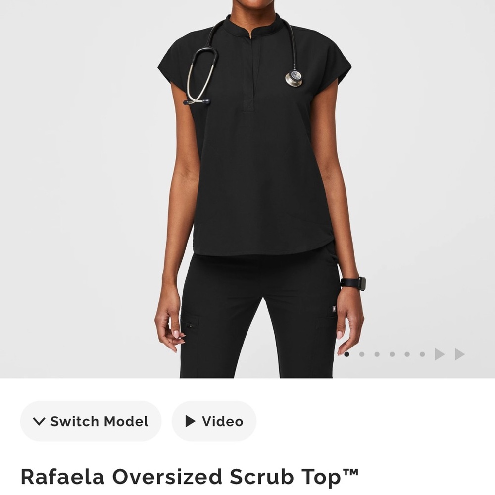 Figs Black Scrub Top